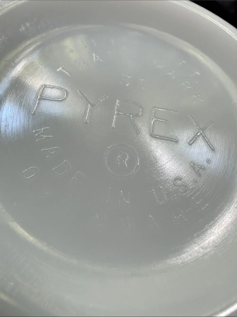 Vintage 60s Pyrex Early American Cinderella 22k Gold Mixing Bowls Complete Set 4